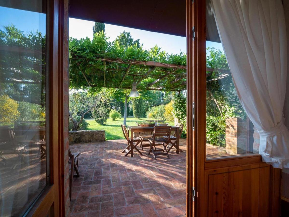 Podere Le Mezzelune บิบโบนา ภายนอก รูปภาพ