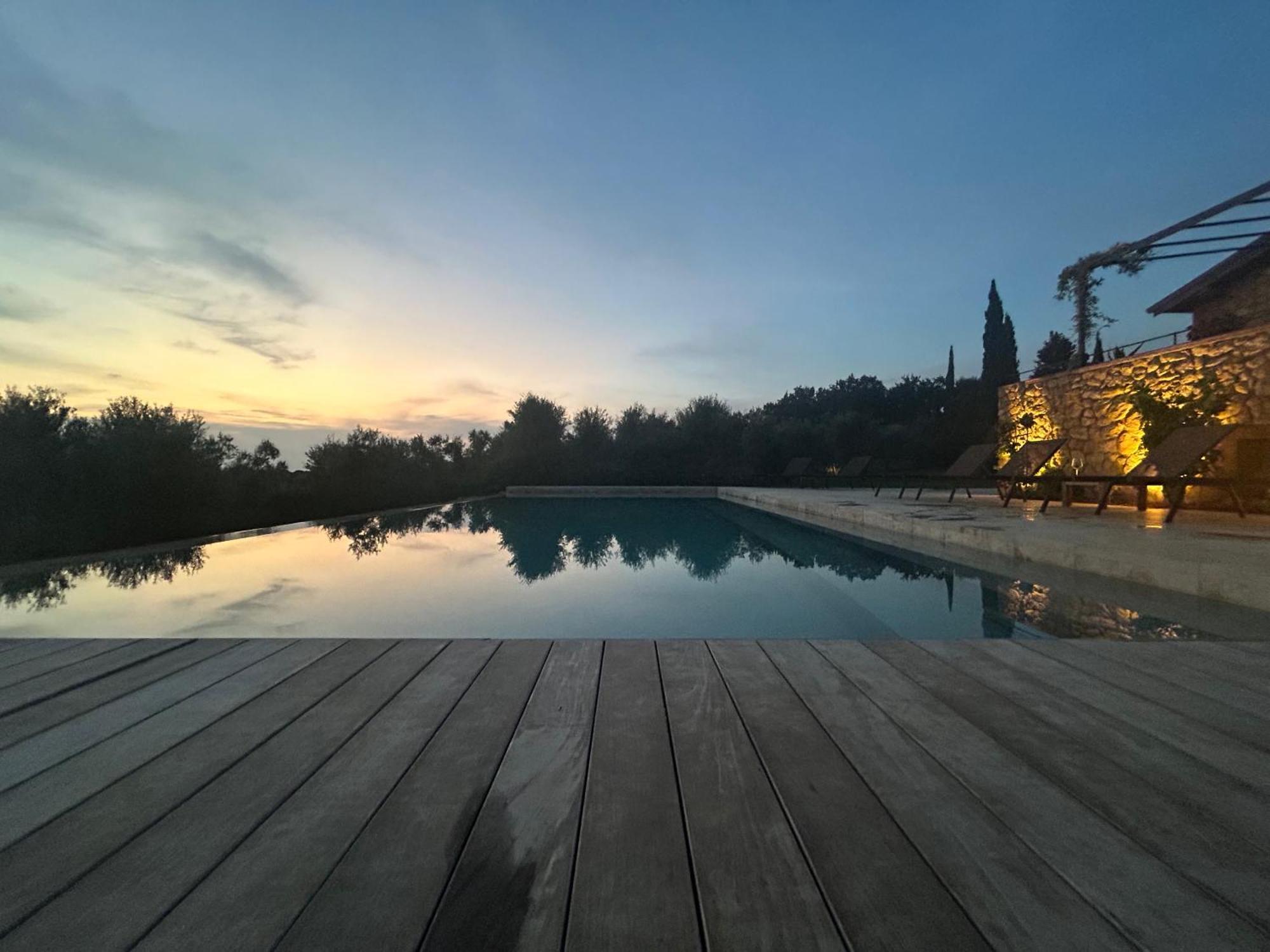 Podere Le Mezzelune บิบโบนา ภายนอก รูปภาพ