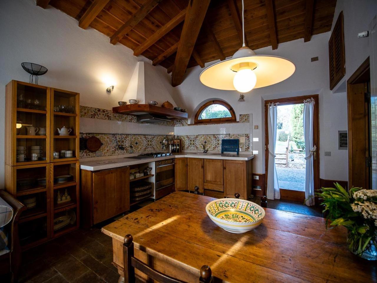 Podere Le Mezzelune บิบโบนา ภายนอก รูปภาพ