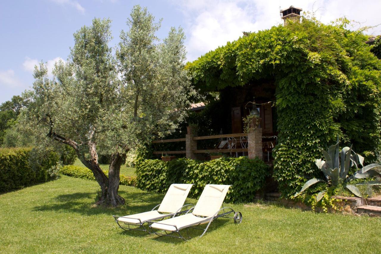 Podere Le Mezzelune บิบโบนา ภายนอก รูปภาพ