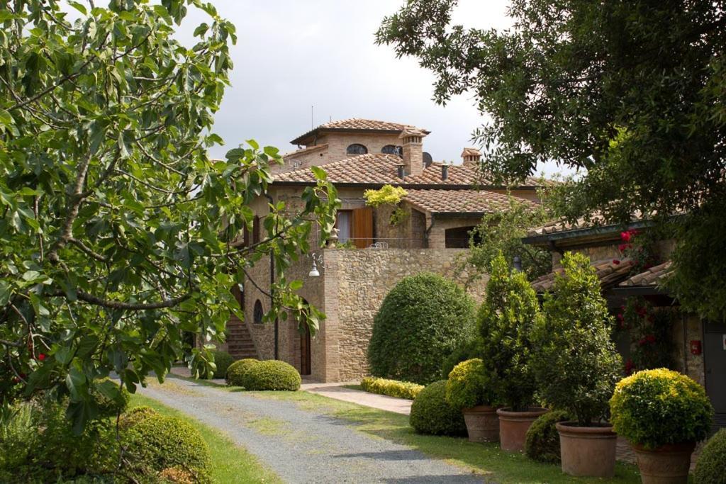 Podere Le Mezzelune บิบโบนา ภายนอก รูปภาพ
