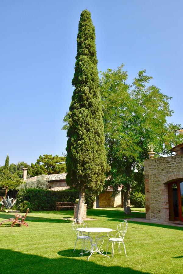 Podere Le Mezzelune บิบโบนา ภายนอก รูปภาพ